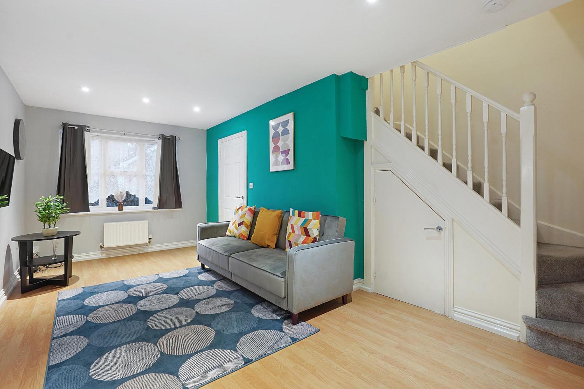Comfortable Stylish Townhouse In Ashford Sleeps 5 Netflix 2 Parking Spaces Perfect For Contractors And Families Ashford (Kent) Exterior foto