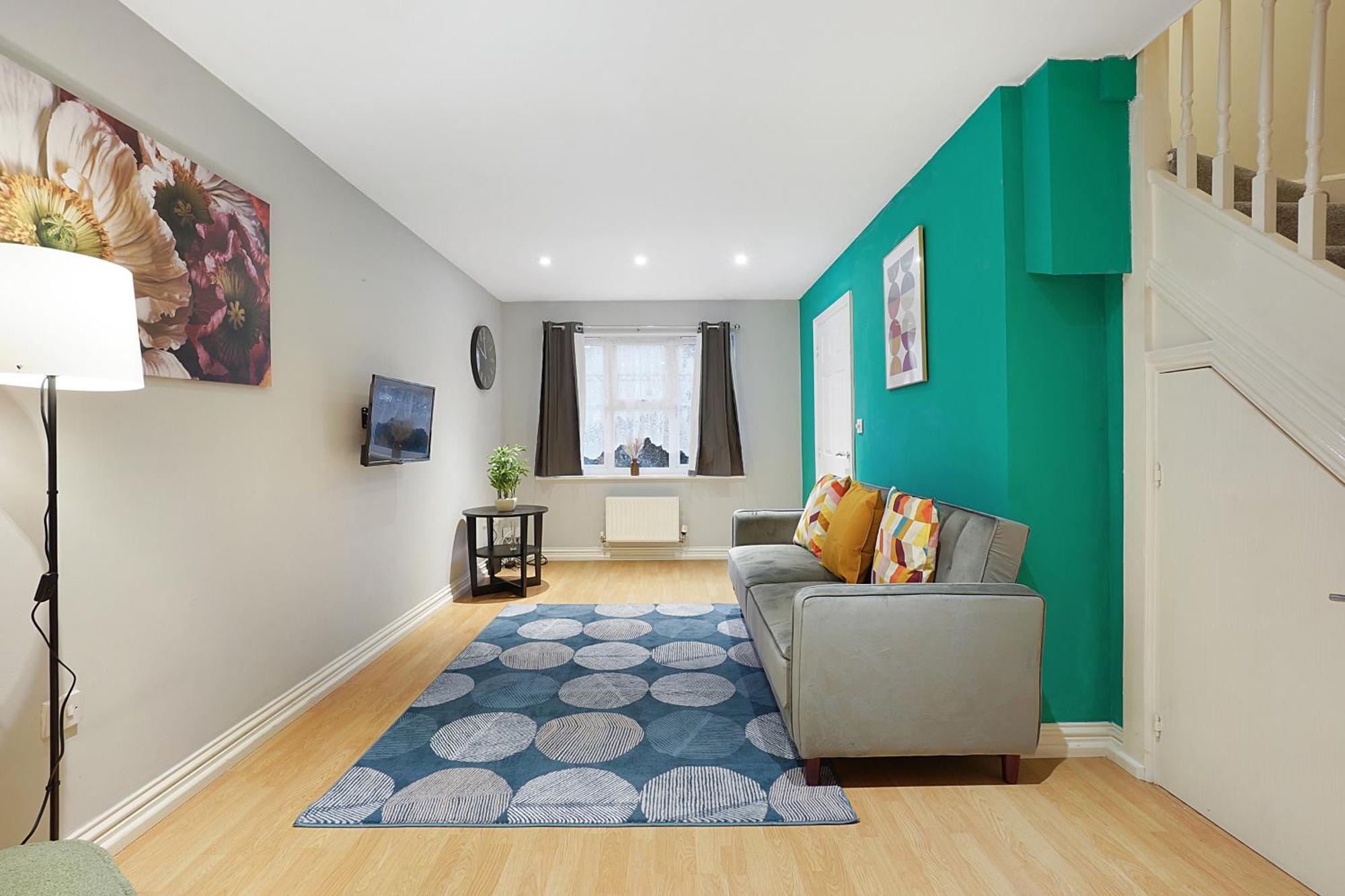 Comfortable Stylish Townhouse In Ashford Sleeps 5 Netflix 2 Parking Spaces Perfect For Contractors And Families Ashford (Kent) Exterior foto